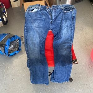 Hollister Blue Jeans. W36 x L34
